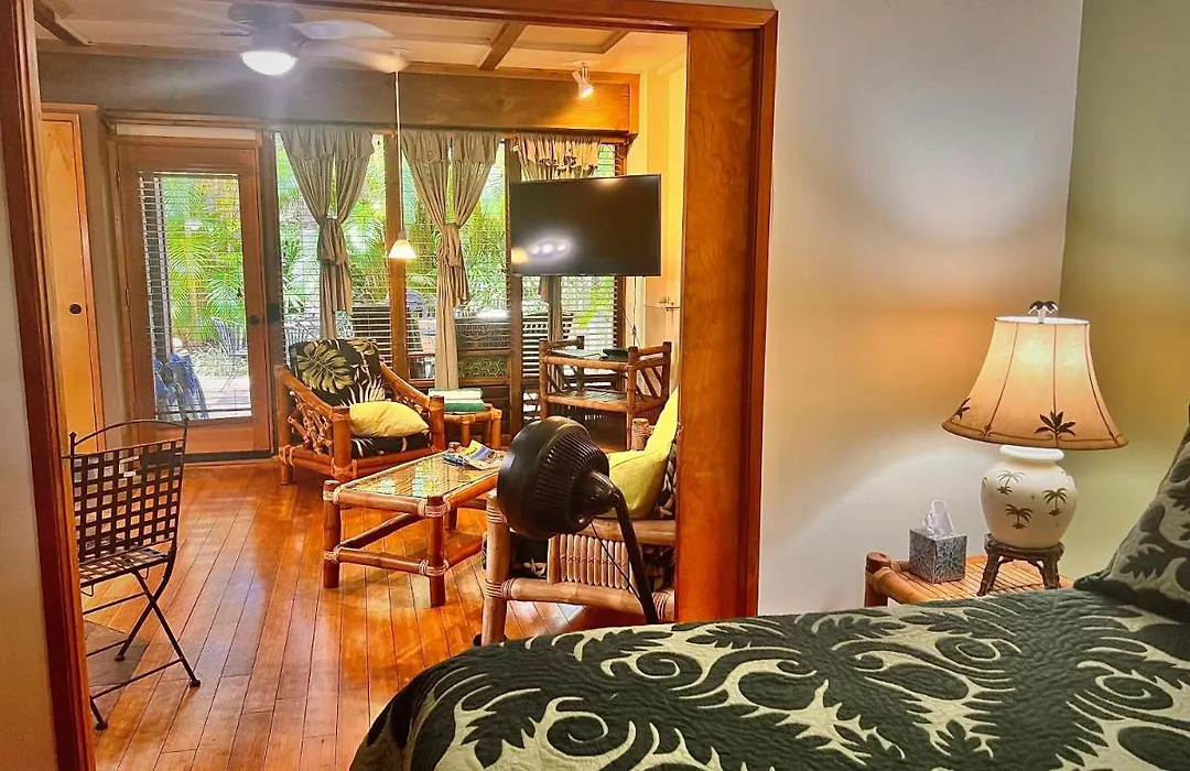 Maui What A Wonderful World Bed & Breakfast-1